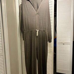 Elegant Gray Jumpsuit